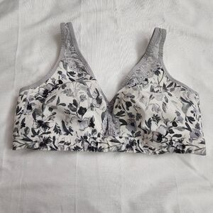 Auden Floral Bra With Lace Accents 40DDD White Black/Gray